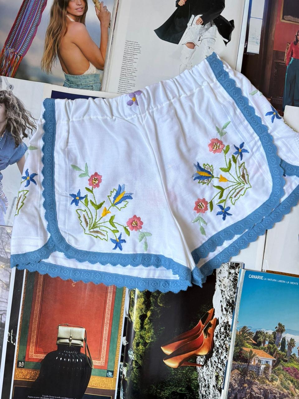 VINTAGE EMBROIDERED SHORTS S