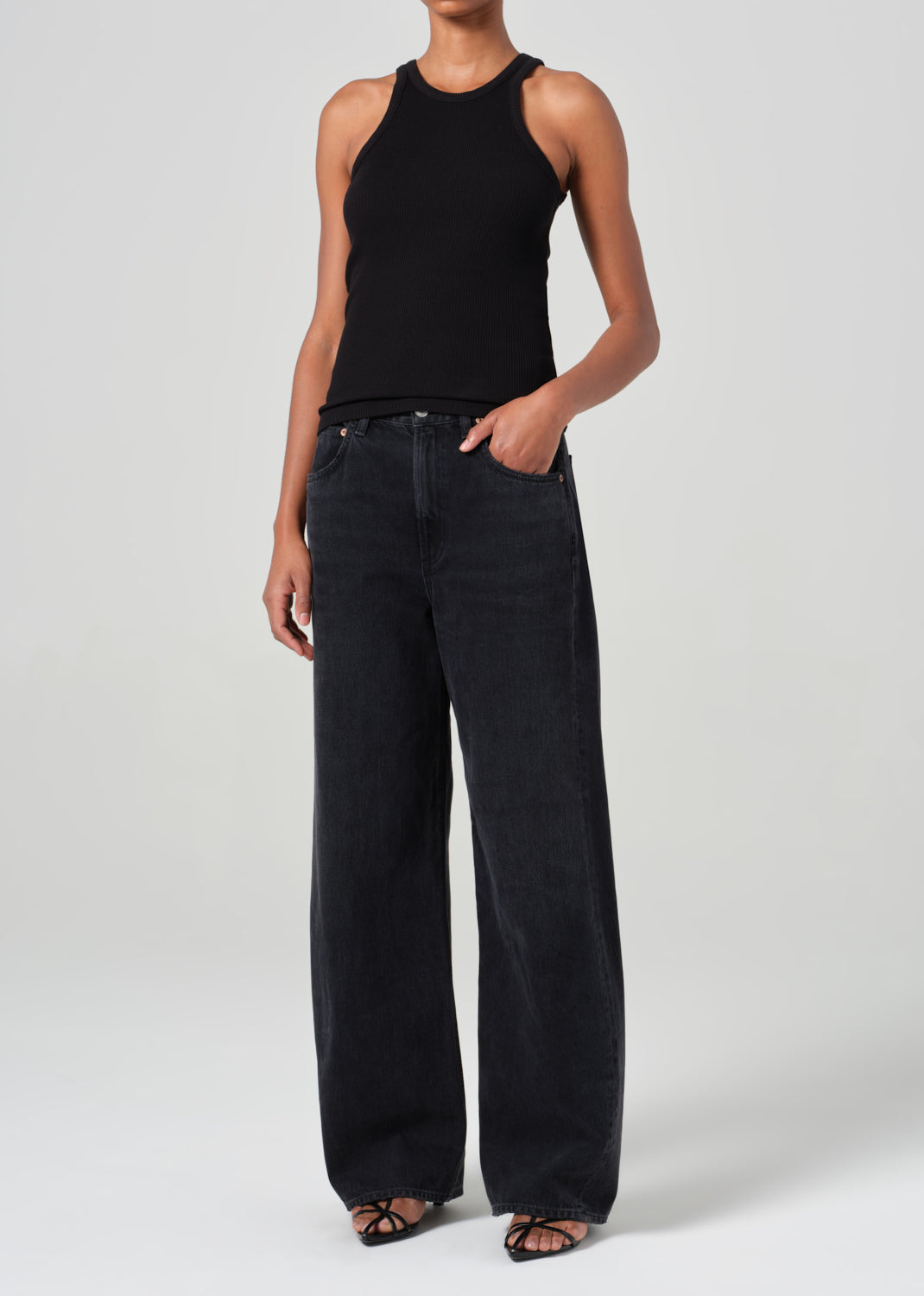 RAYNE TANK BLACK