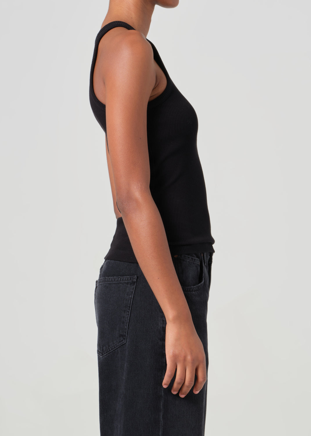 RAYNE TANK BLACK