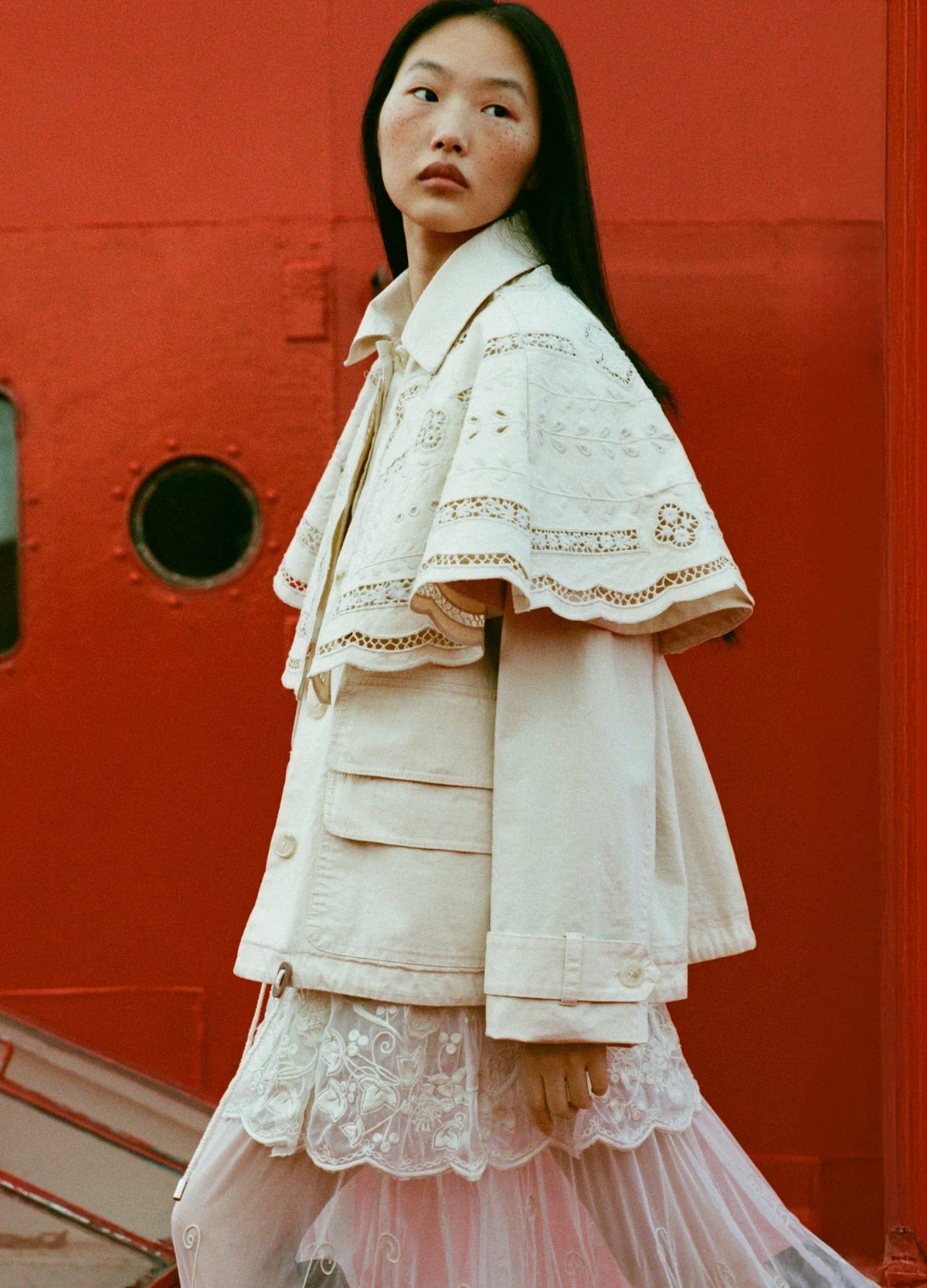 MARY CAPE JACKET