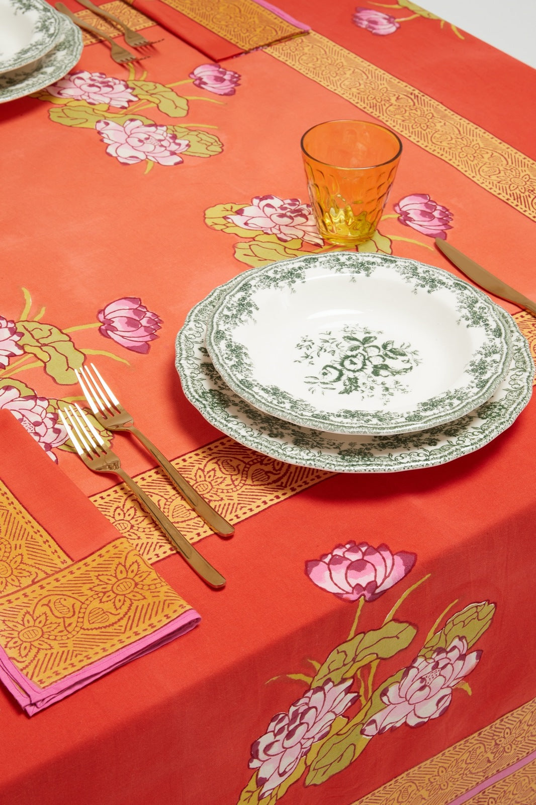 TEA FLOWER TABLECLOTH 180x350cm