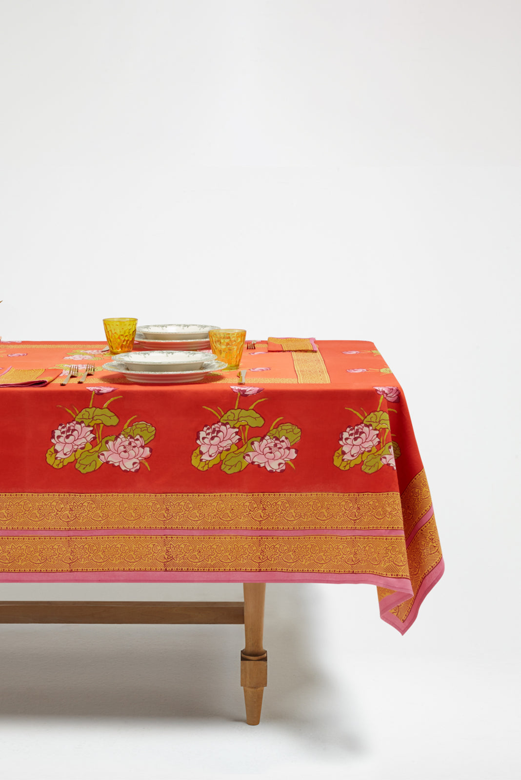 TEA FLOWER TABLECLOTH 180x350cm