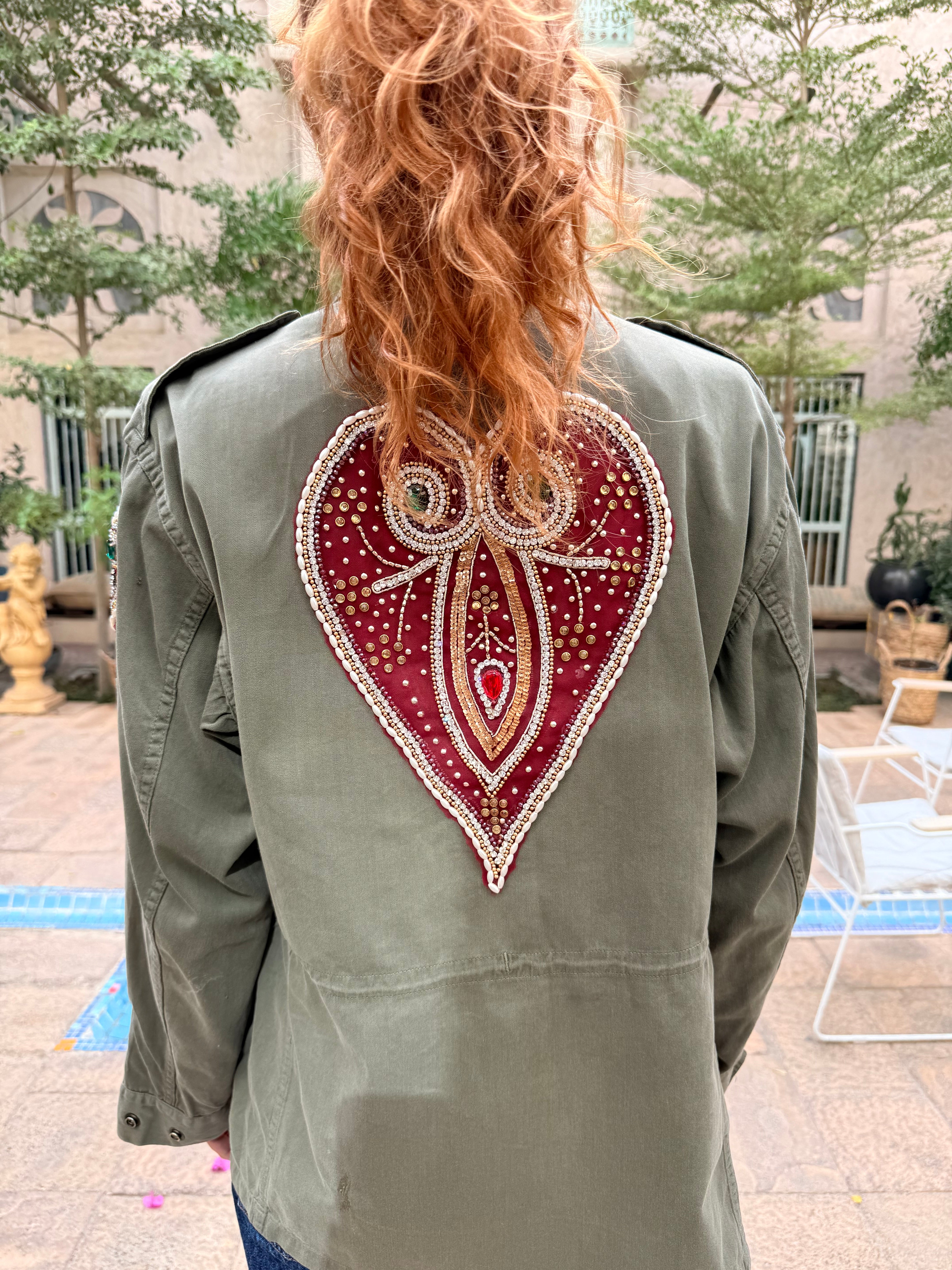 EMBROIDERED MILITARY VINTAGE JACKET