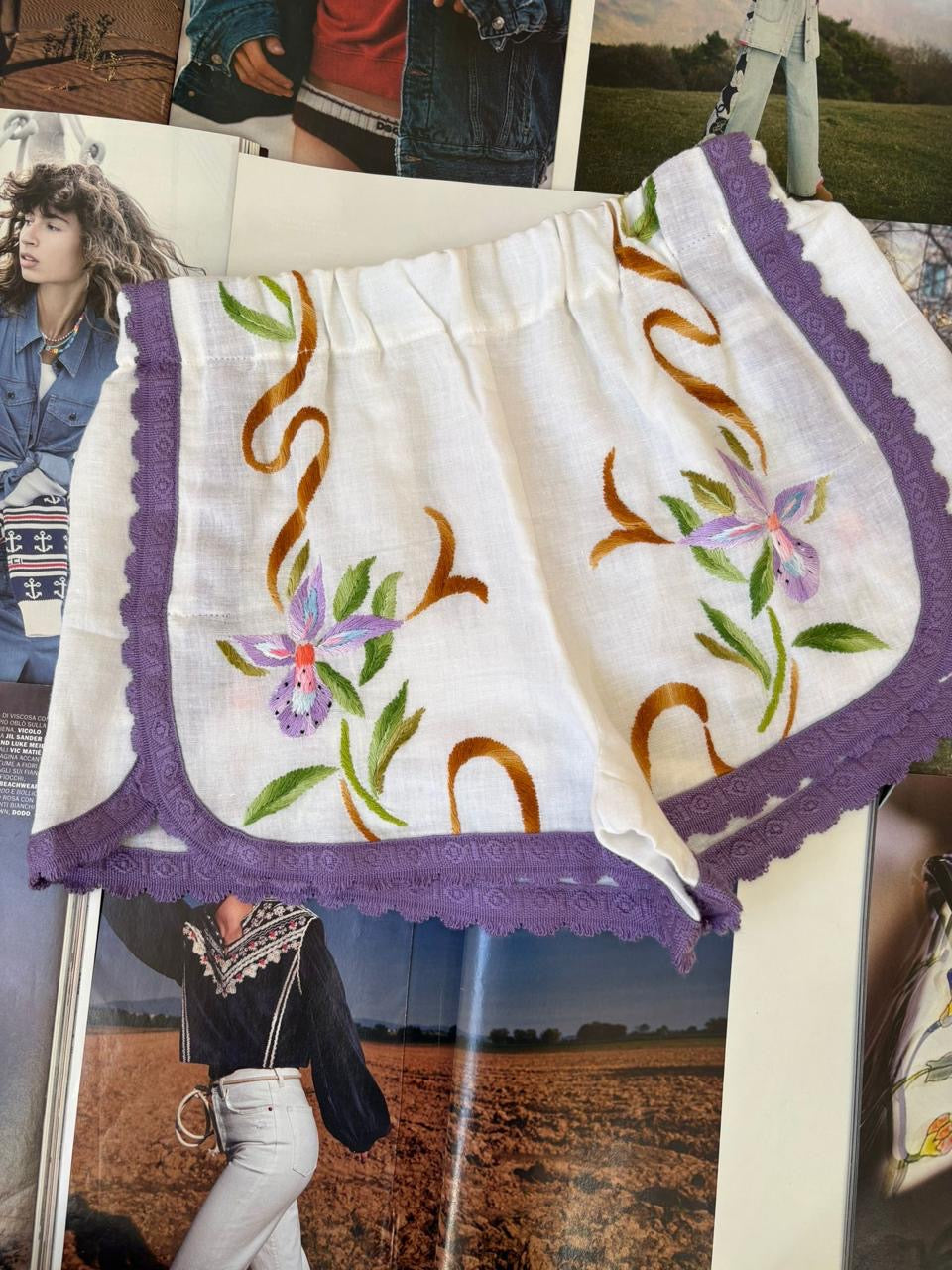 VINTAGE EMBROIDERED SHORTS S