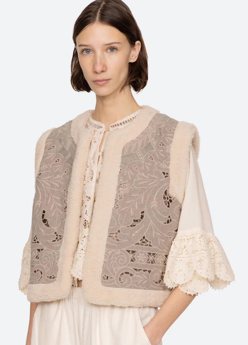 CECI VEST OATMEAL