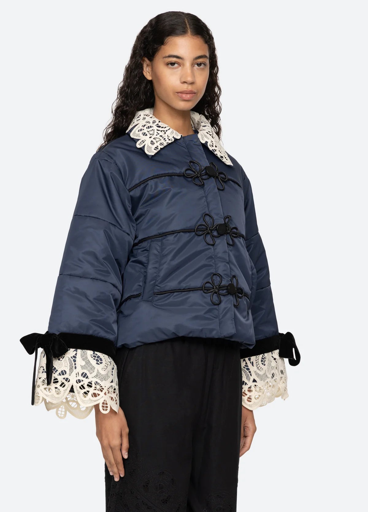 MEDINA LACE PUFFER