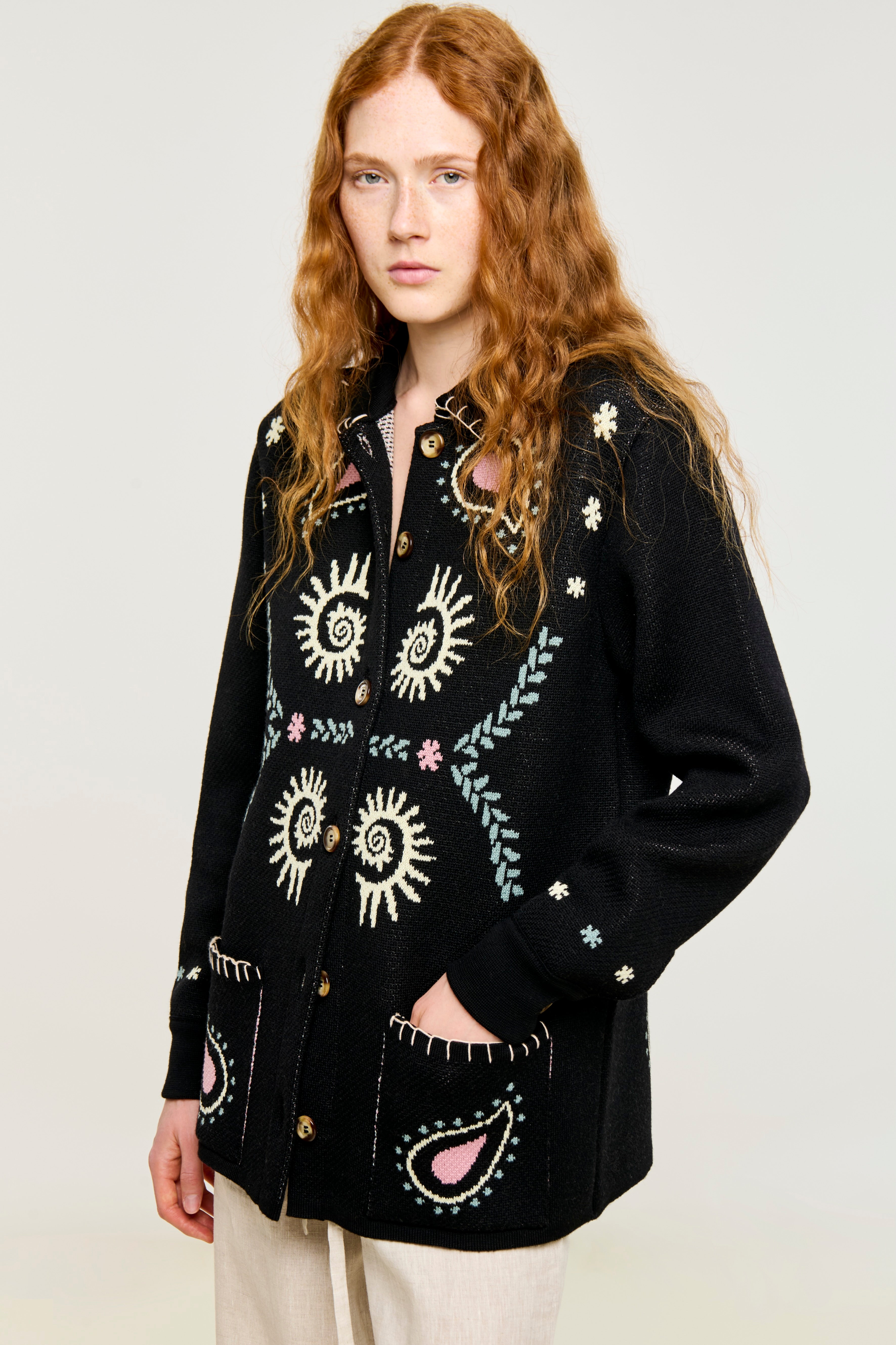 BLACK SPIRALS PAISLEY JACKET