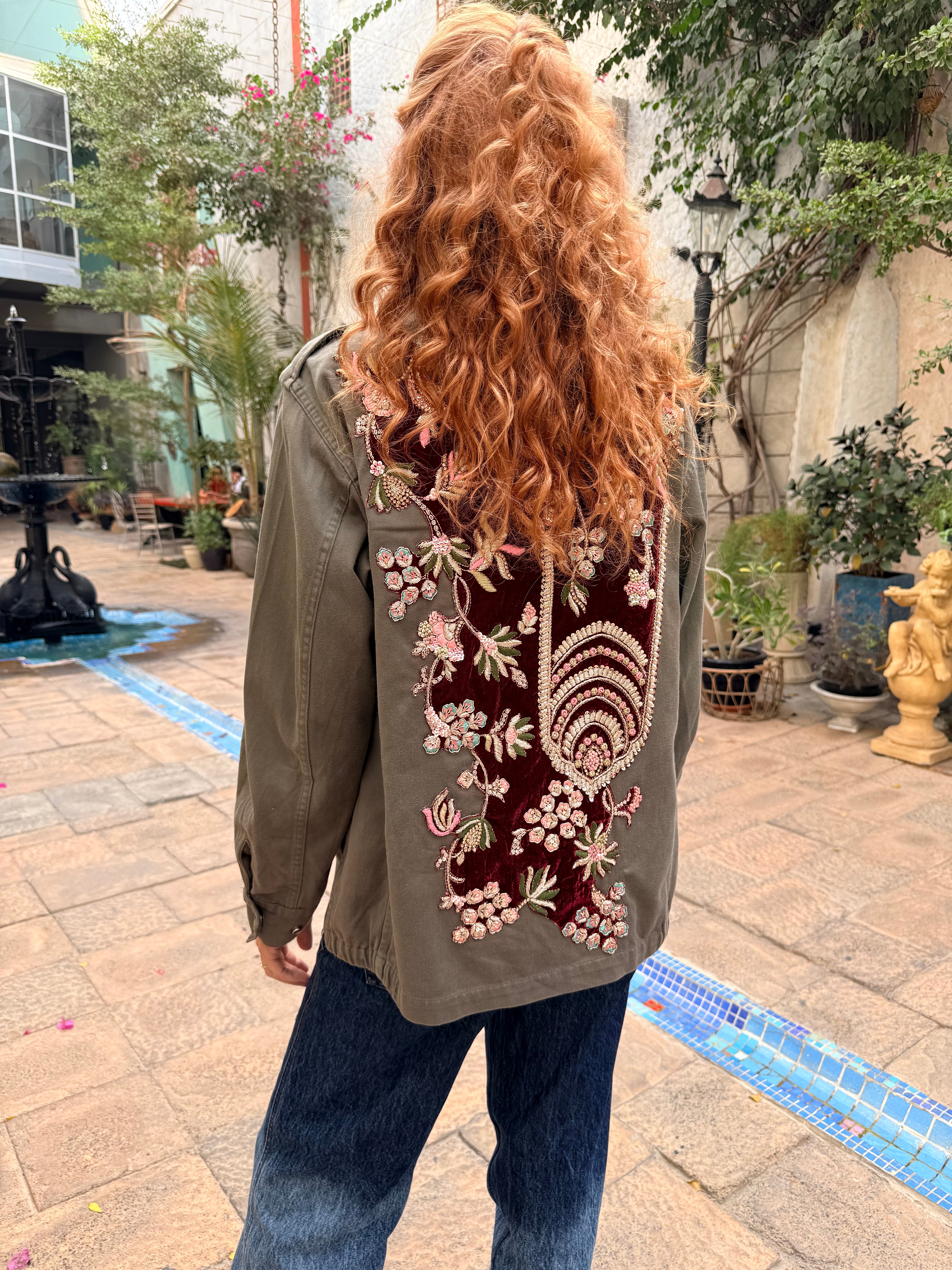 EMBROIDERED MILITARY VINTAGE JACKET