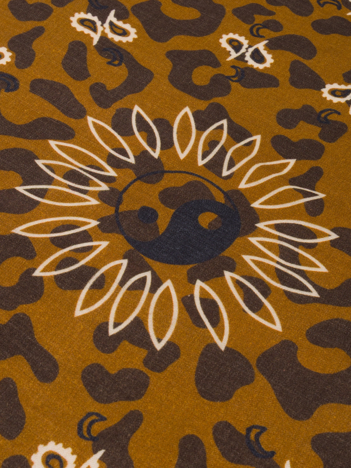 PAYSLEY SCARF - LEOPARD