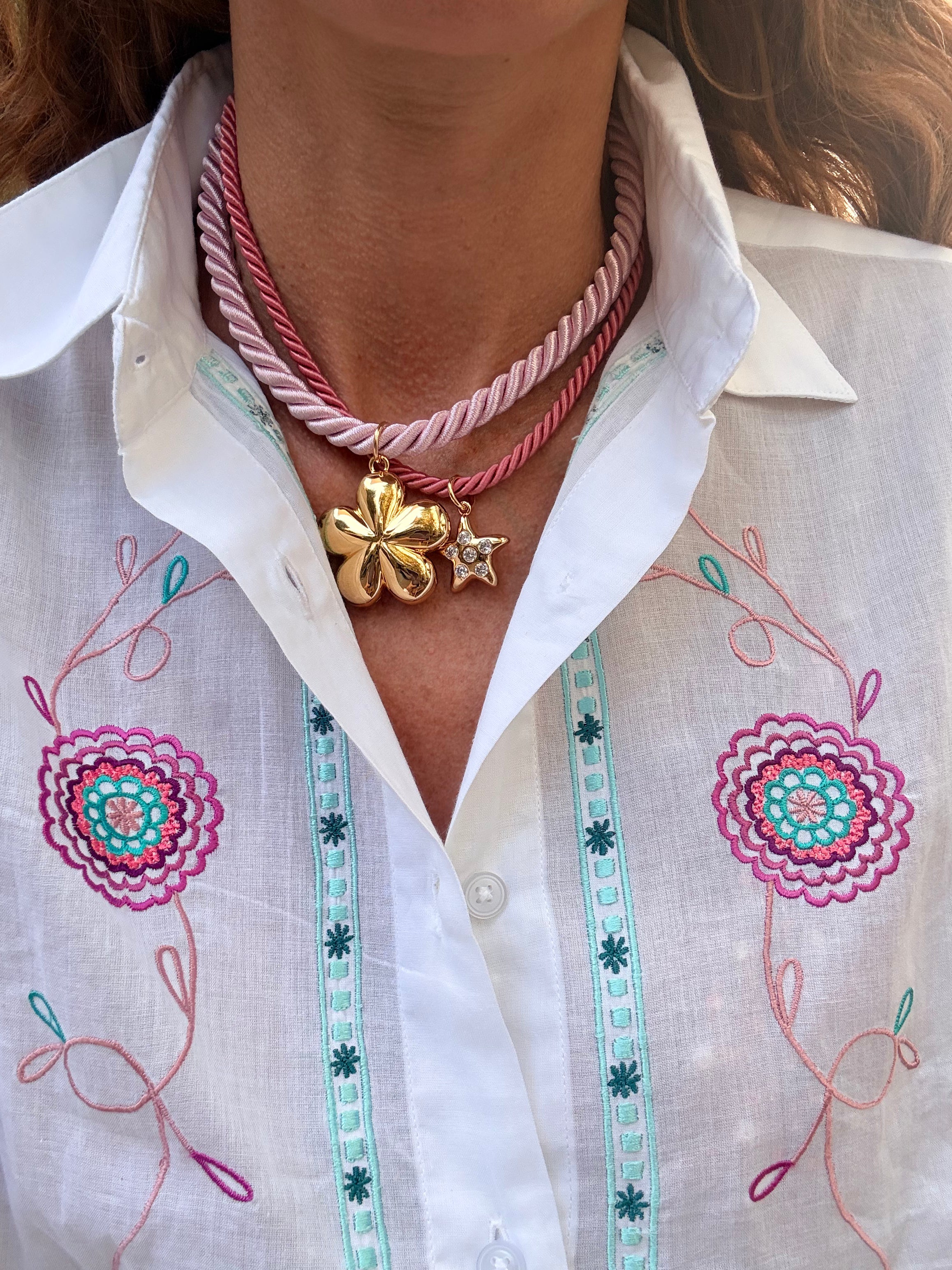 STAR STRASS CHARM NECKLACE