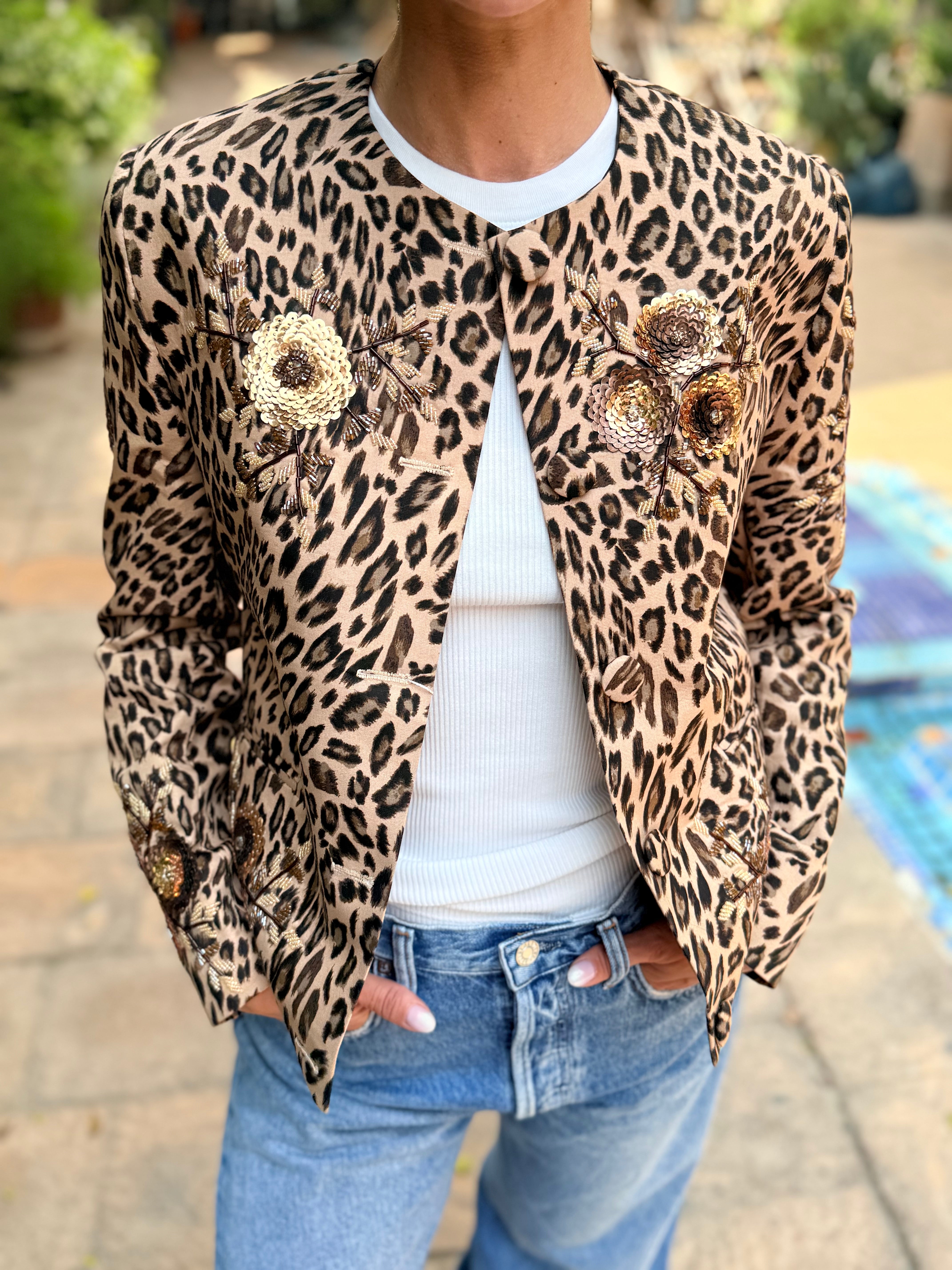Leopard cropped blazer