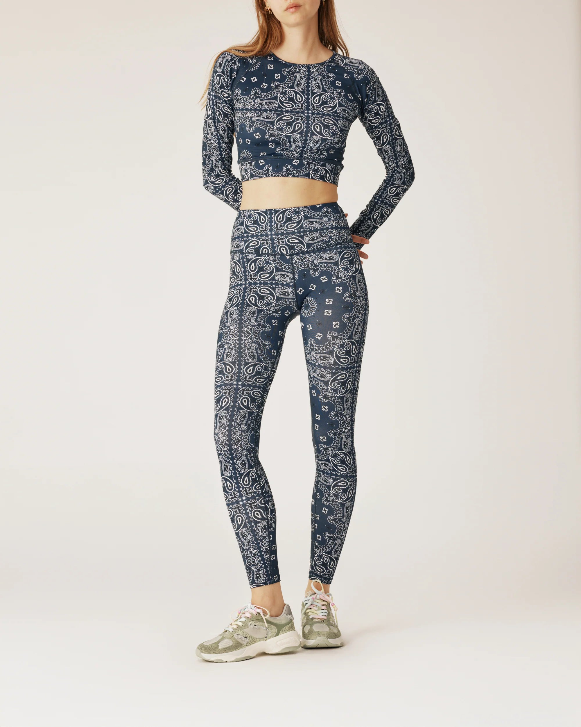 YOGA LEGGINGS NAVY BANDANA