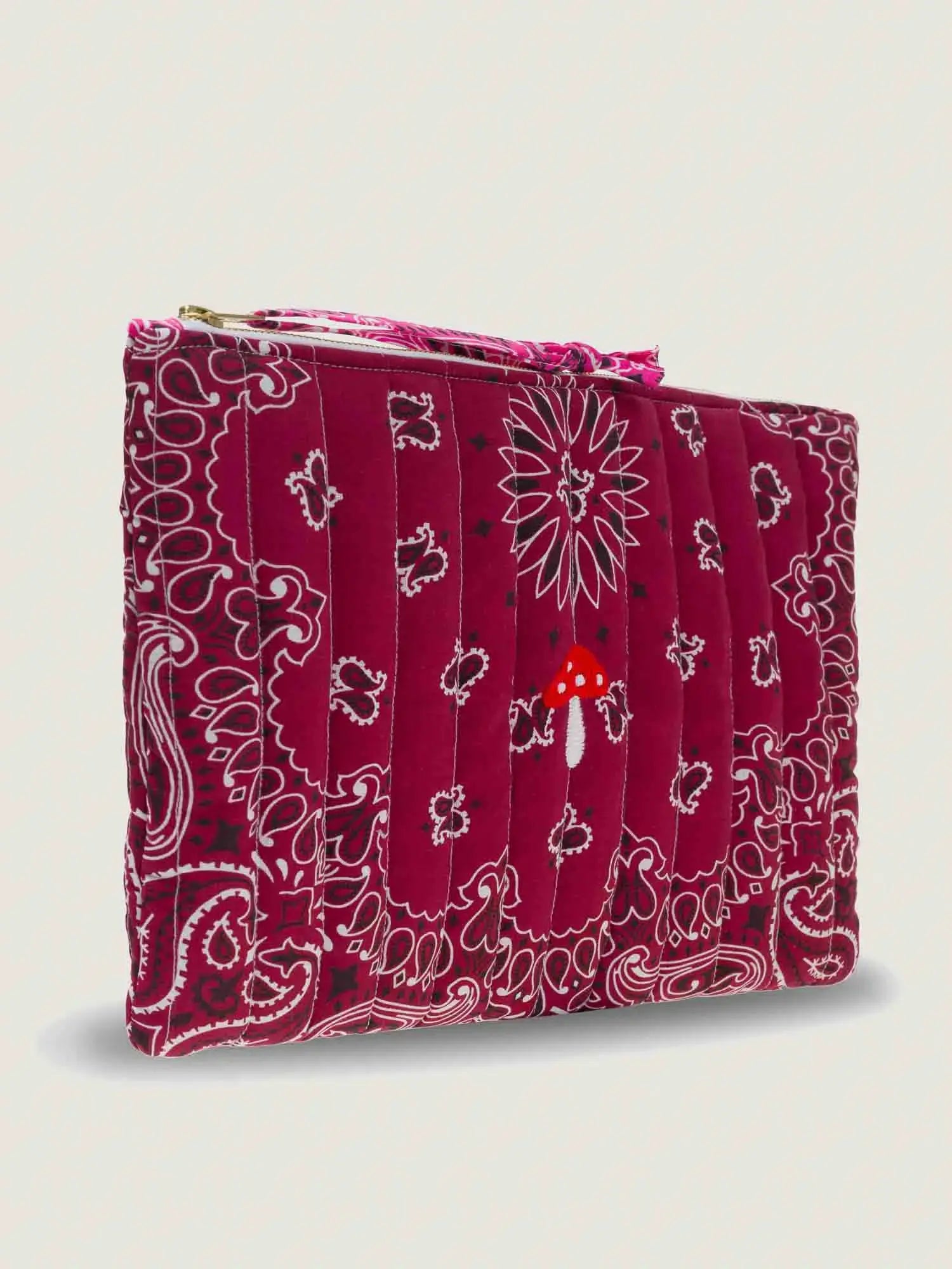 ZIPPED QUILTED POUCH - MUSHROOM- BURGUNDY/FUSHIA