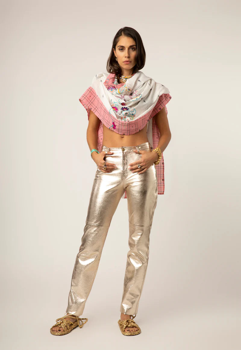 METALLIC SPACE
