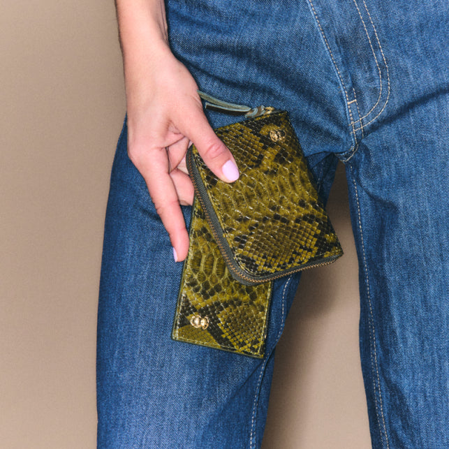 HELENA CARD HOLDER GREEN PYTHON